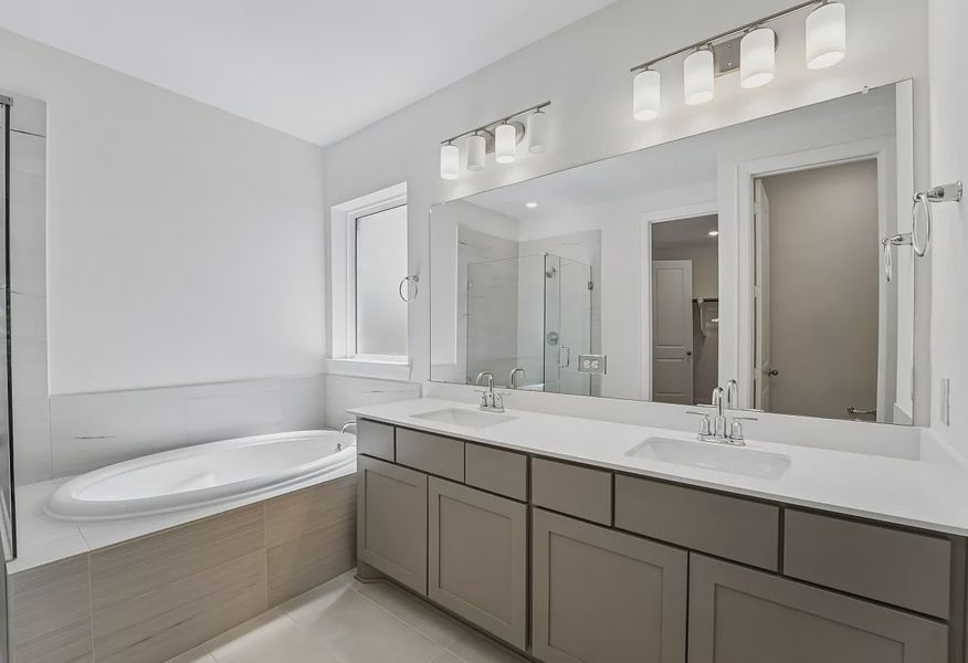 Plan 4059 Primary Bath - Look May Vary - 11 of 19