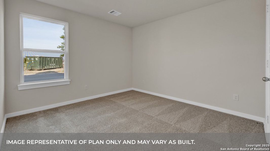 Spacious, unfurnished interior of a new home in Trace, San Marcos (Image 11).