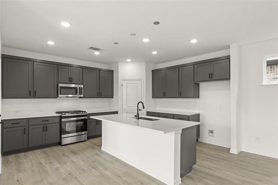 1424 Martingale  Kitchen 2