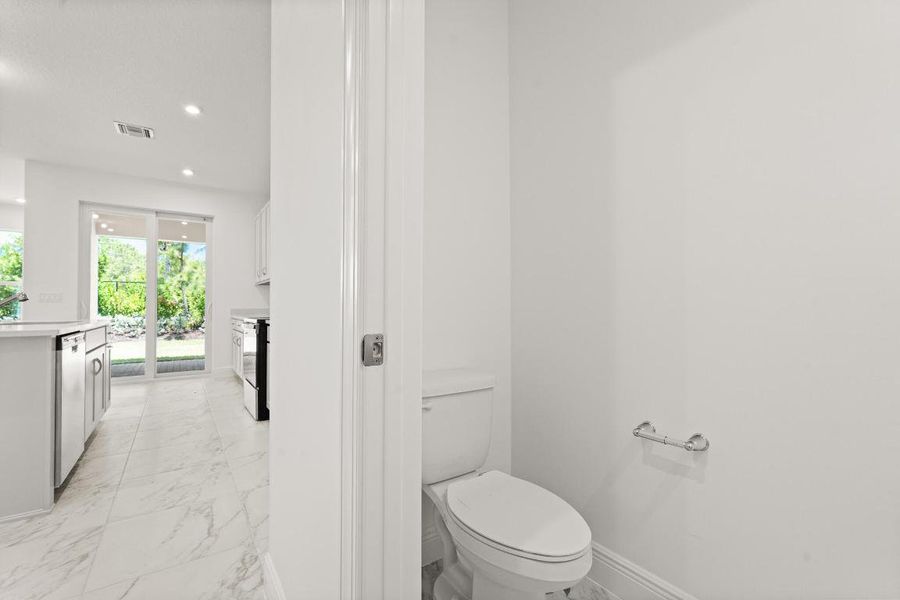 US_SEF_AQUA_LOT 144_powder