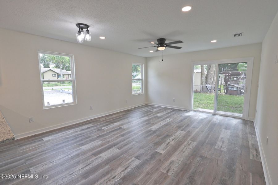 Spacious, unfurnished interior of a new home in , Jacksonville (Image 41). Spacious, unfurnished interior of a new home in , Jacksonville (Image 41).