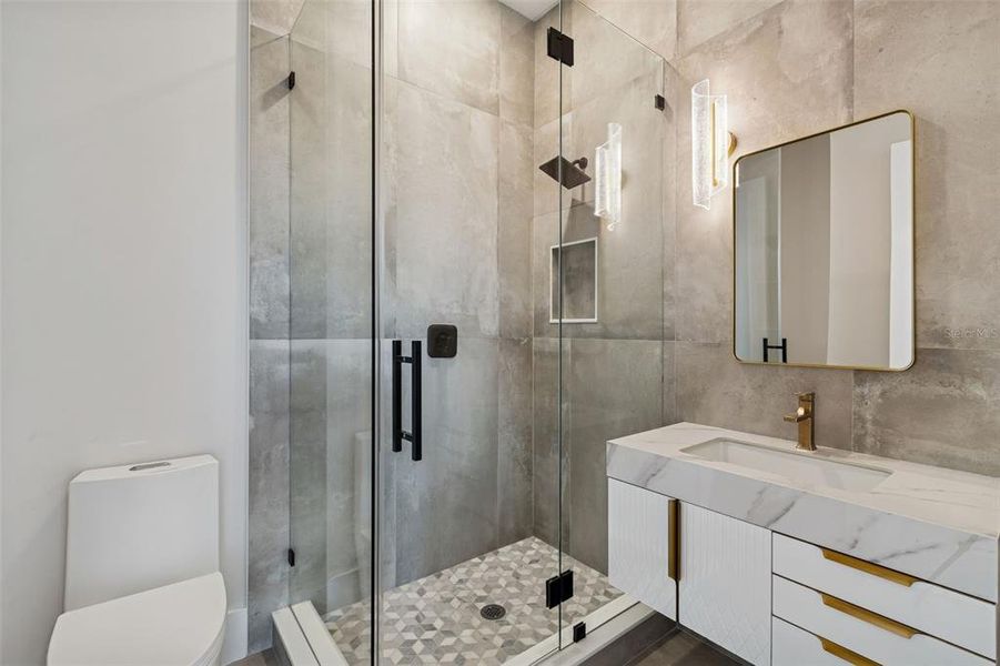 Furnished interior view inside a new home in , Tampa (Image 31).