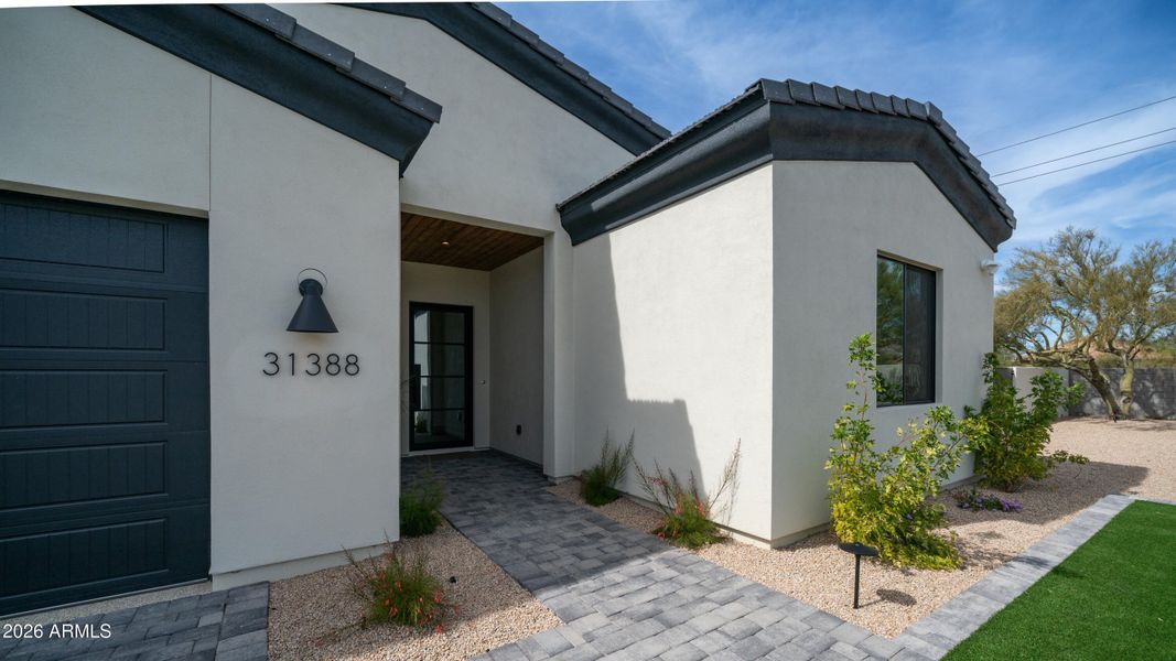 31388 Daylight Exterior Photos-5 31388 Daylight Exterior Photos-5