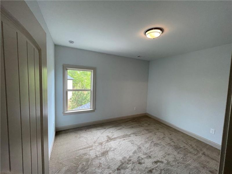 Spacious, unfurnished interior of a new home in , Marietta (Image 19).