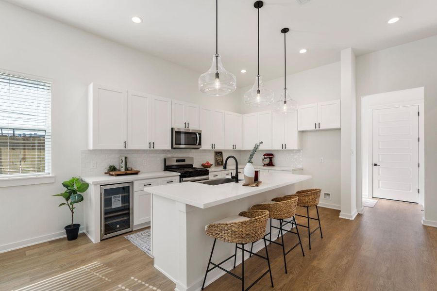 Another look into the kitchen.