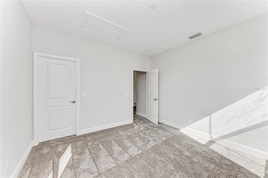 Spacious, unfurnished interior of a new home in , Venice (Image 19).