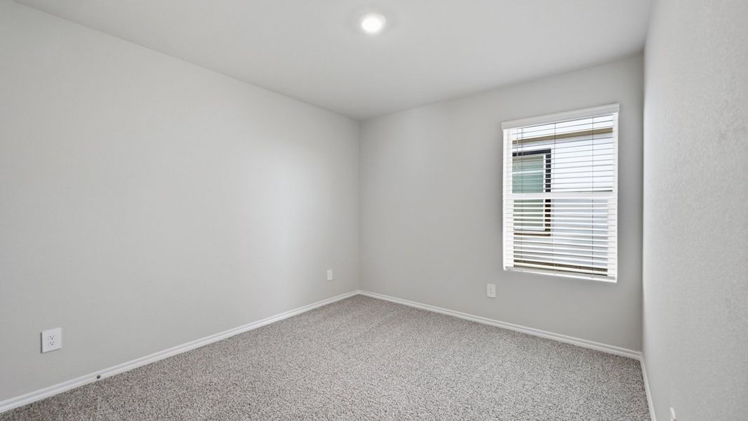 Representative unfurnished interior of a home built from the Caprock by D.R. Horton in Sunnycreek, Crowley (Image 27).