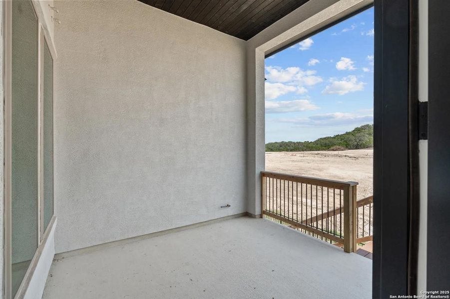 Exterior details and patio area of a home in Esperanza - 70', Boerne (Image 20).