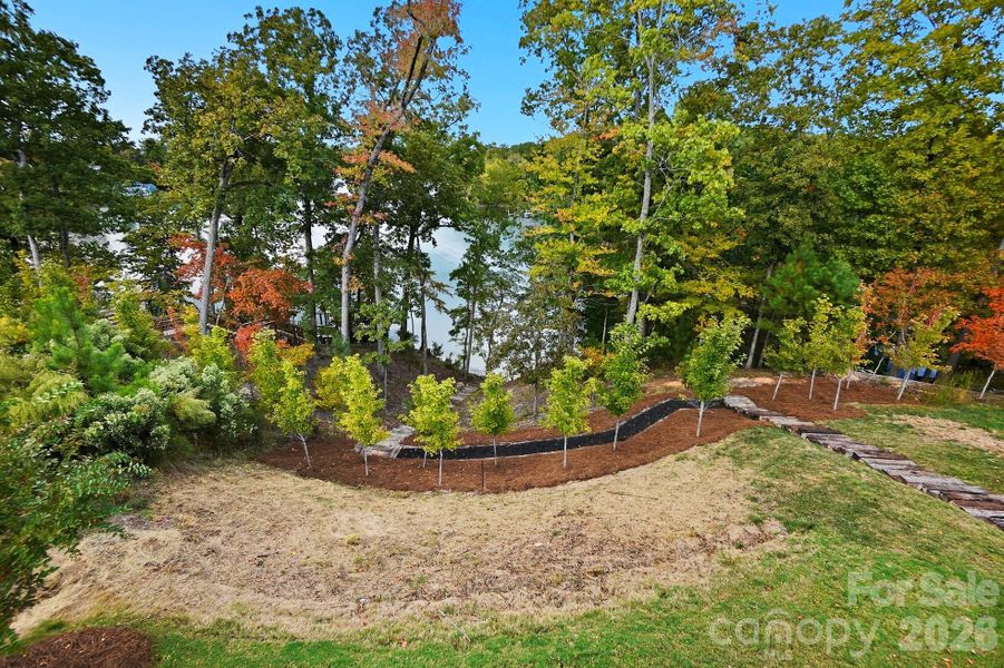 Natural landscape and outdoor views near  in Charlotte (Image 41).