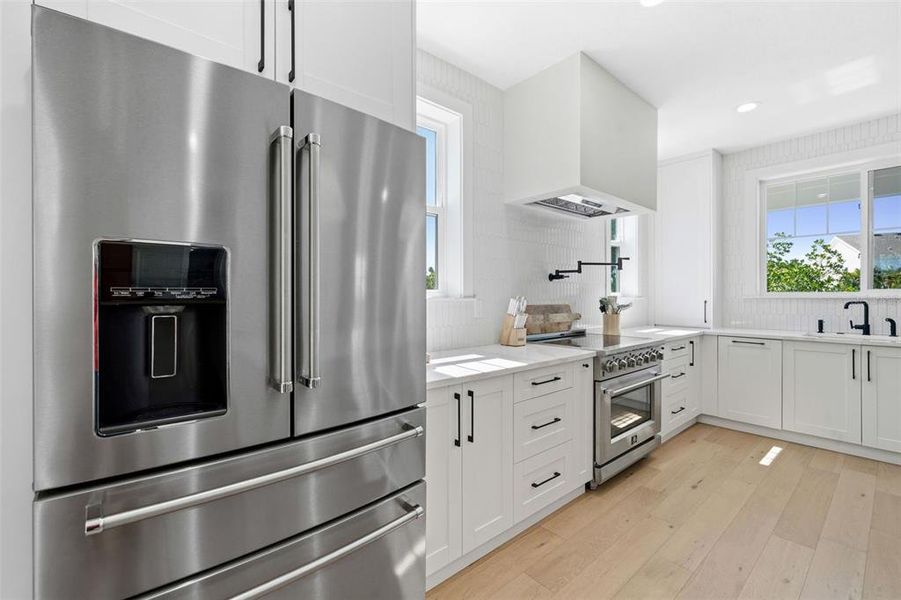 Furnished interior view inside a new home in , St. Petersburg (Image 9). Furnished interior view inside a new home in , St. Petersburg (Image 9).