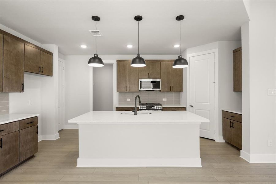 7420 Summer Sunset- Kitchen-1 7420 Summer Sunset- Kitchen-1