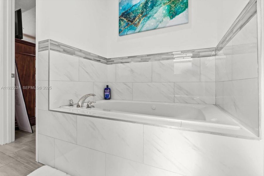 Close-up of interior finishes inside a home in , Port St. Lucie (Image 20).