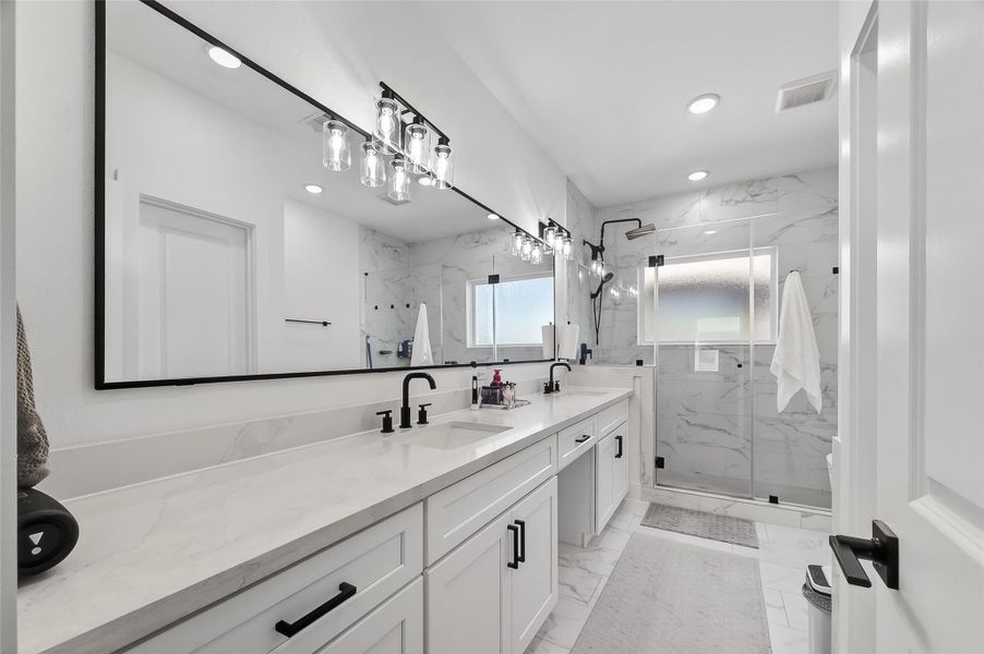 Furnished interior view inside a new home in , Houston (Image 28). Furnished interior view inside a new home in , Houston (Image 28).