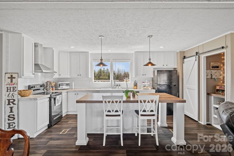 Furnished interior view inside a new home in , Hendersonville (Image 4).