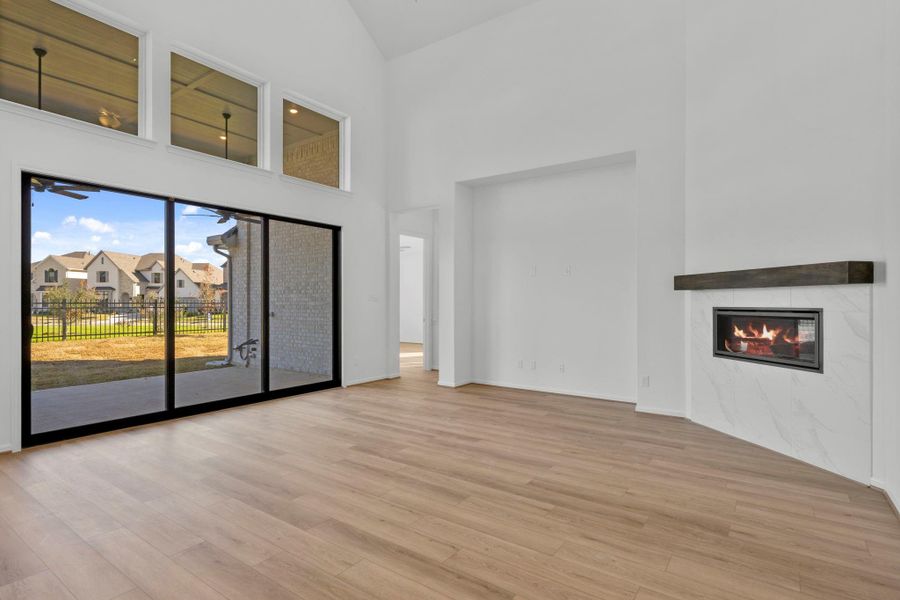 Spacious, unfurnished interior of a new home in , Spring (Image 30).