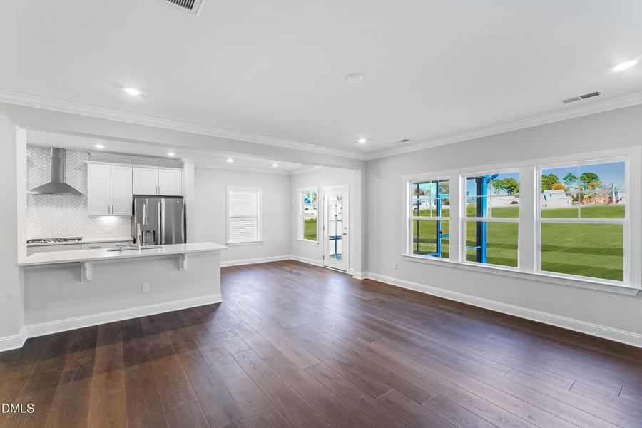 SUN_Everlee_Pic_LandrumIII-15