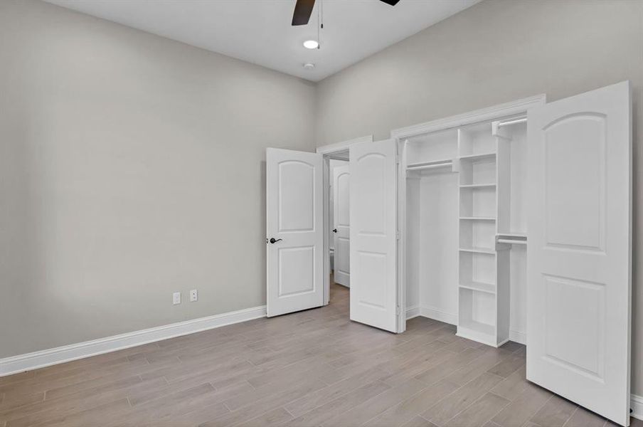 Spacious, unfurnished interior of a new home in , Tyler (Image 35).