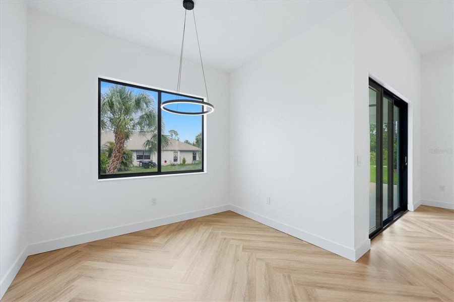 Spacious, unfurnished interior of a new home in , North Port (Image 31).