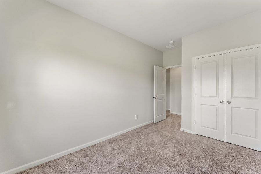 Spacious, unfurnished interior of a new home in Edwards Station, Taylors (Image 22).