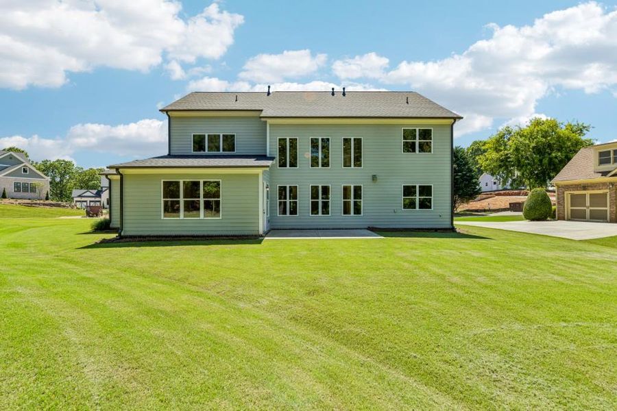 Exterior details and patio area of a home in White Post on Lake Lanier, Gainesville (Image 3).
