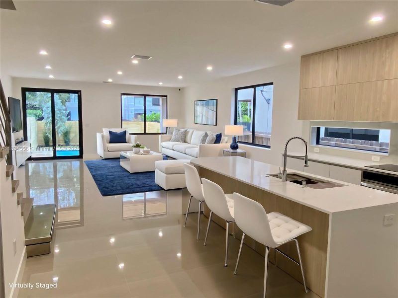 Furnished interior view inside a new home in , Fort Lauderdale (Image 18). Furnished interior view inside a new home in , Fort Lauderdale (Image 18).