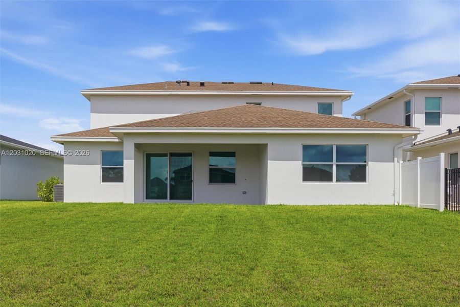 Exterior details and patio area of a home in Arden, Loxahatchee (Image 3).