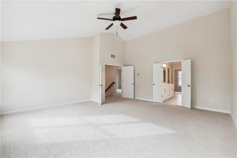 Spacious, unfurnished interior of a new home in , Sugar Hill (Image 7).