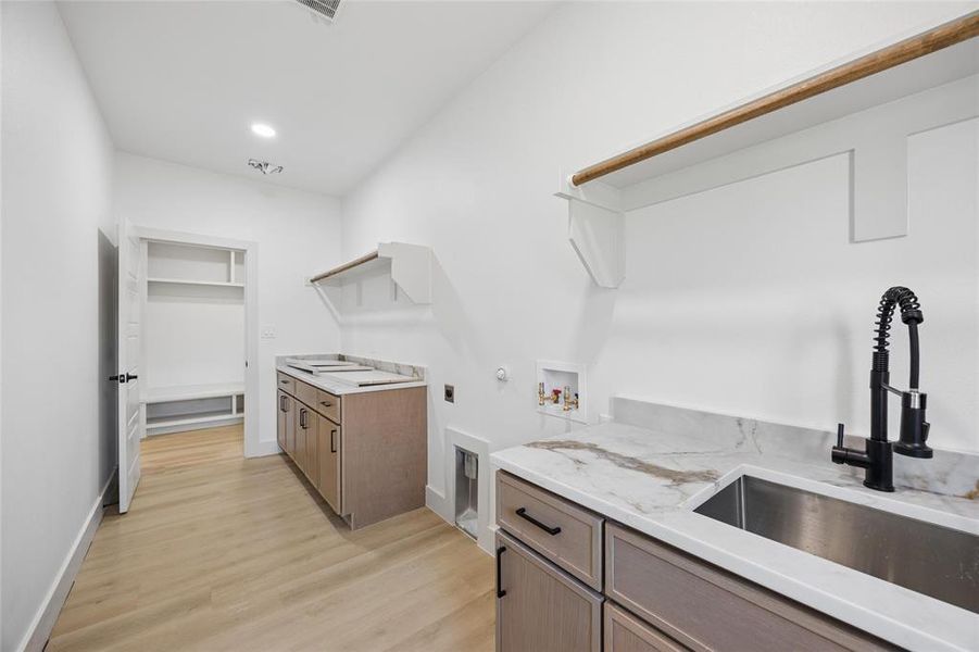 Furnished interior view inside a new home in , Sherman (Image 10).