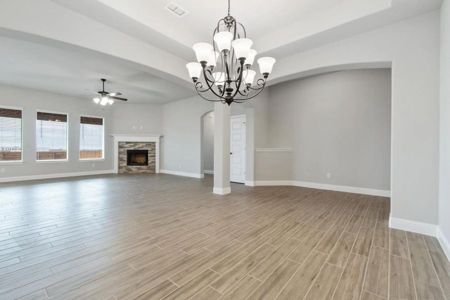 Image 142 representing the Concept 2373 by Landsea Homes in Coyote Crossing, Godley, TX. Image 142 representing the Concept 2373 by Landsea Homes in Coyote Crossing, Godley, TX.