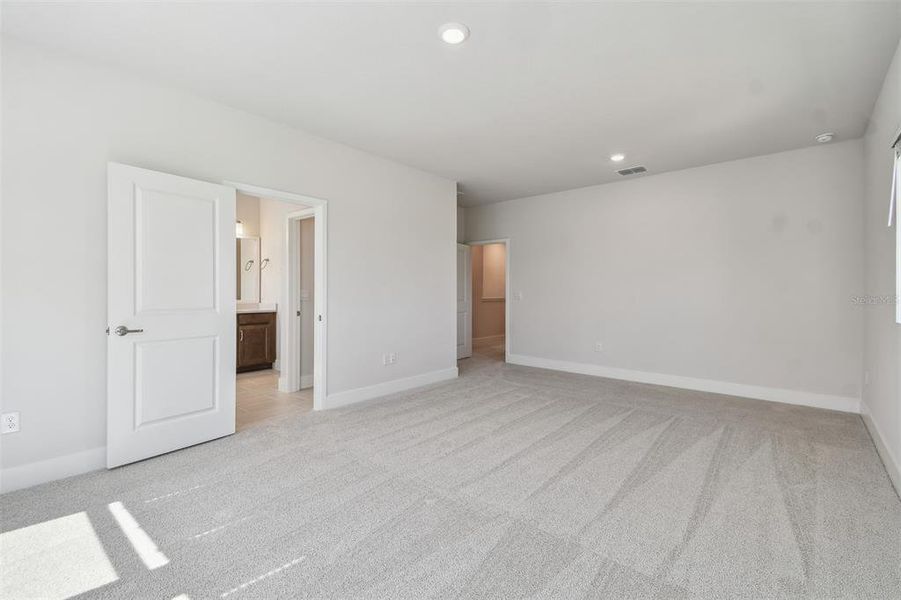Spacious, unfurnished interior of a new home in North River Ranch – Townhomes, Parrish (Image 22). Spacious, unfurnished interior of a new home in North River Ranch – Townhomes, Parrish (Image 22).