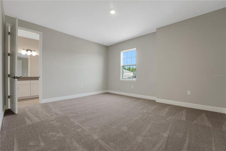 Spacious, unfurnished interior of a new home in Palms at Windermere, Windermere (Image 47). Spacious, unfurnished interior of a new home in Palms at Windermere, Windermere (Image 47).