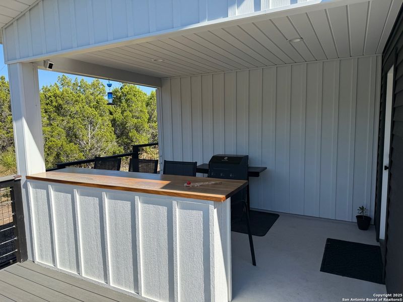 Exterior details and patio area of a home in , Canyon Lake (Image 1). Exterior details and patio area of a home in , Canyon Lake (Image 1).