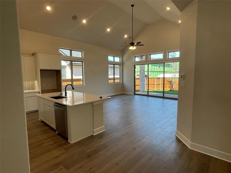 Progress Photos - Kitchen Progress Photos - Kitchen