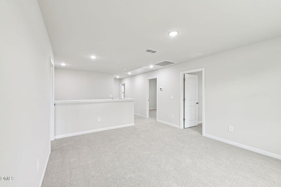 35-web-or-mls-Raleigh - River Glen - 306