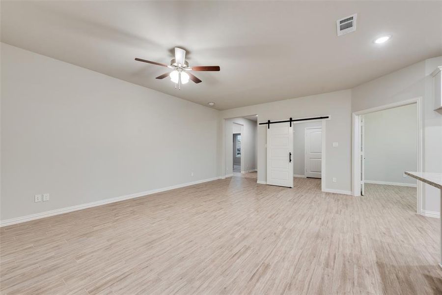 Spacious, unfurnished interior of a new home in Northstar, Haslet (Image 21).