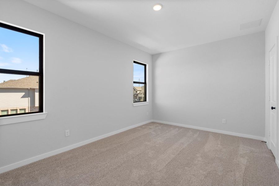 Spacious, unfurnished interior of a new home in Fulbrook on Fulshear Creek 60', Fulshear (Image 26). Spacious, unfurnished interior of a new home in Fulbrook on Fulshear Creek 60', Fulshear (Image 26).
