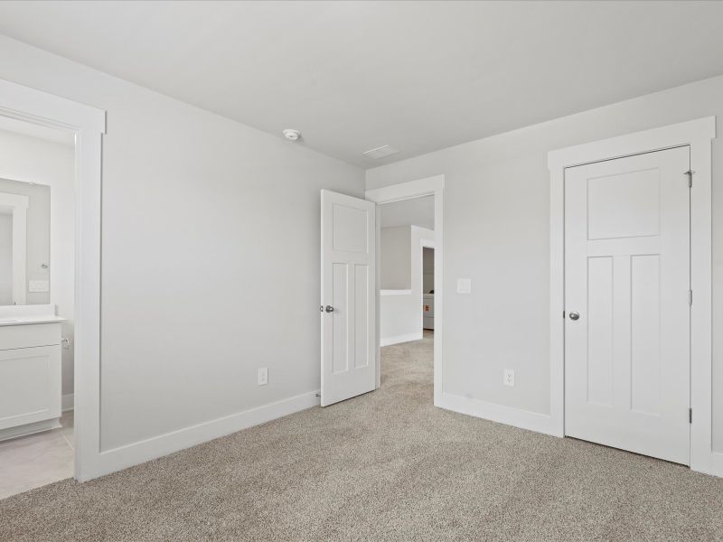 Spacious, unfurnished interior of a new home in Maxwell Commons, Easley (Image 15).