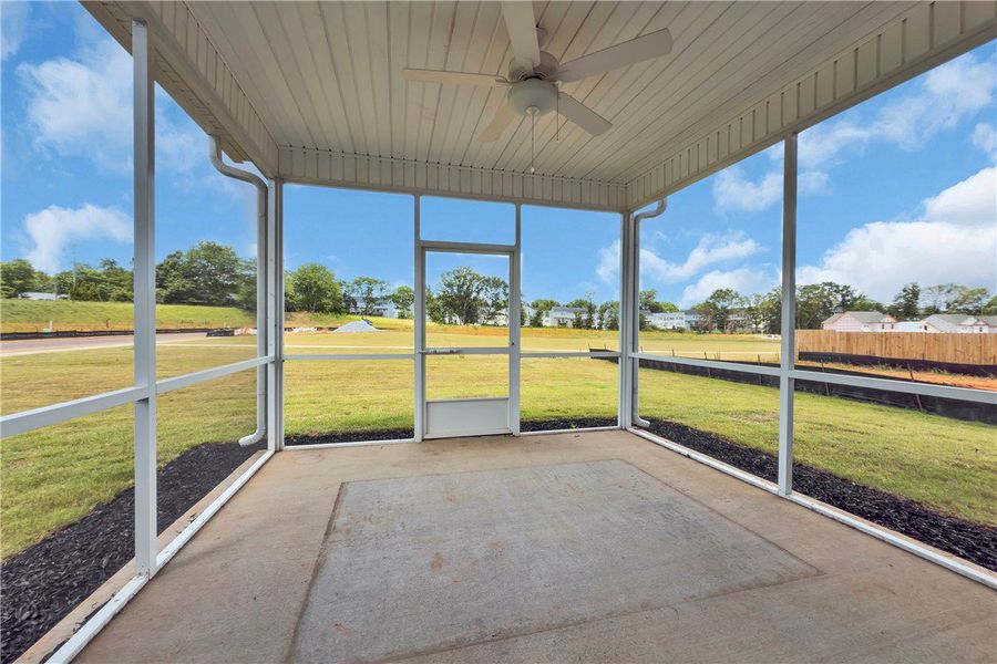 Image 24 of a home in Brownstone Park.
