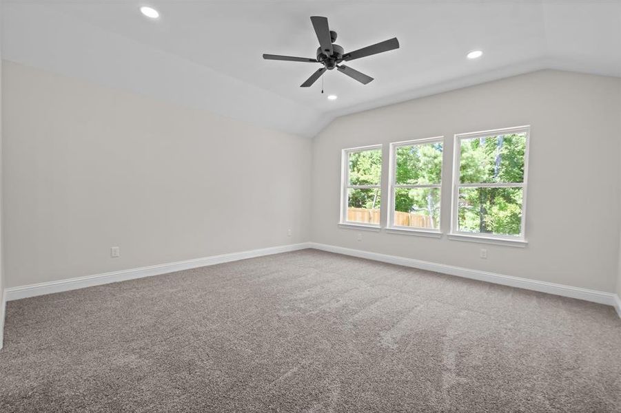 Spacious, unfurnished interior of a new home in , Lindale (Image 13).