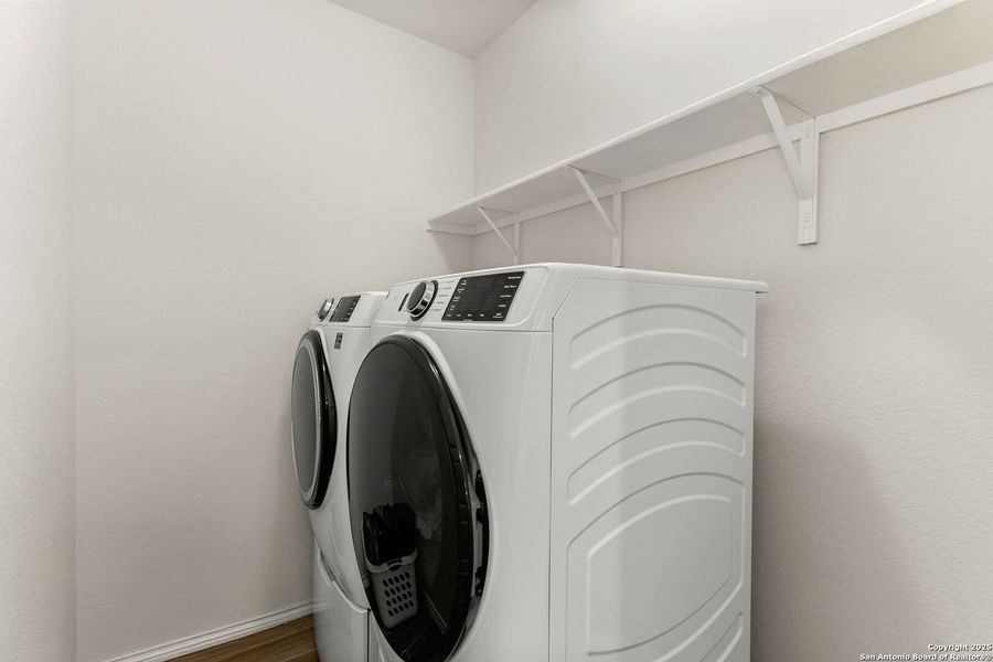 Furnished interior view inside a new home in Lily Springs, Seguin (Image 5).
