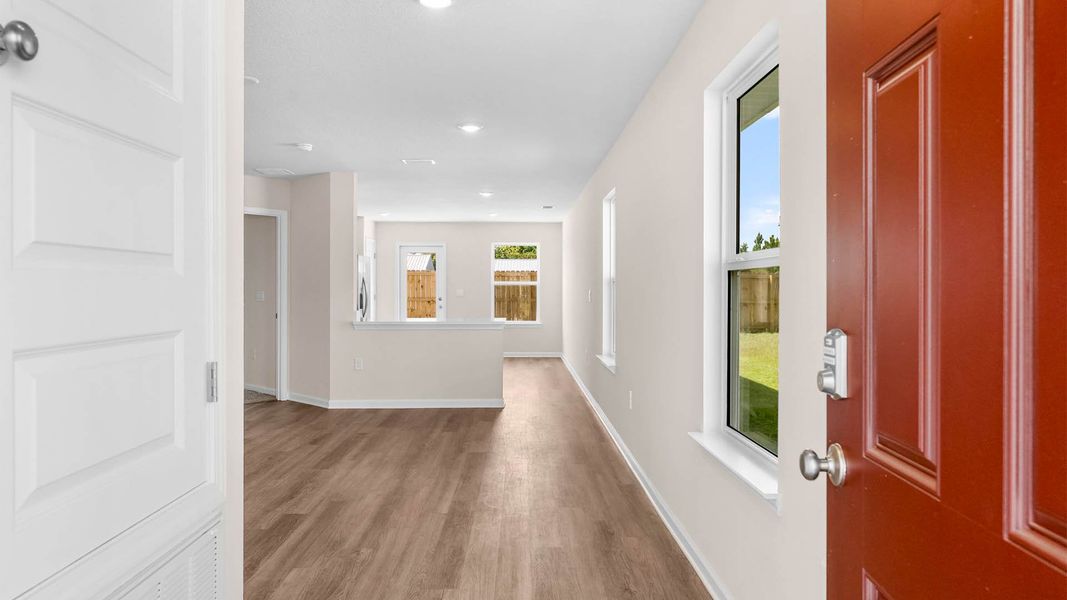 Spacious, unfurnished interior of a new home in Park Place, Panama City (Image 11). Spacious, unfurnished interior of a new home in Park Place, Panama City (Image 11).