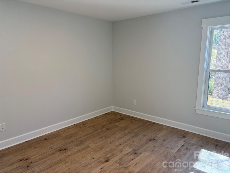 Spacious, unfurnished interior of a new home in , Kannapolis (Image 18).