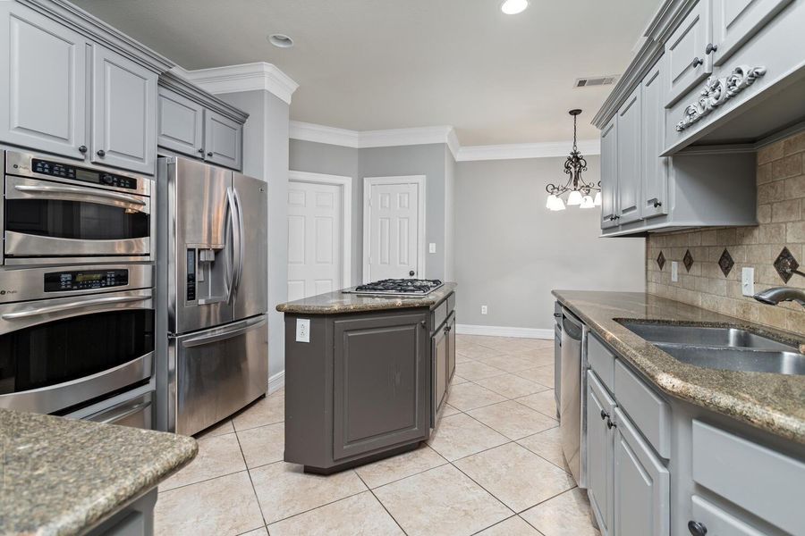Furnished interior view inside a new home in , Beaumont (Image 7).