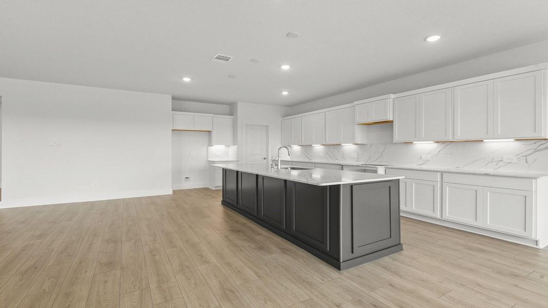 Furnished interior view inside a new home in Riverside Estates, Mont Belvieu (Image 11).