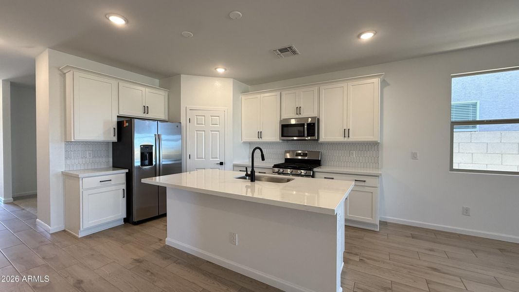 09 - Kitchen