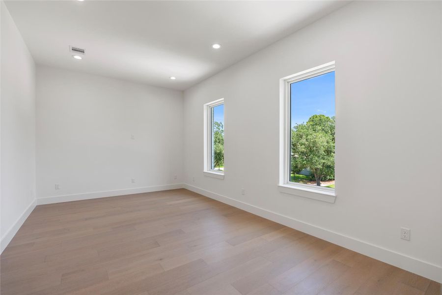 Spacious game room offering the perfect space for entertaining, relaxing, or family gatherings.