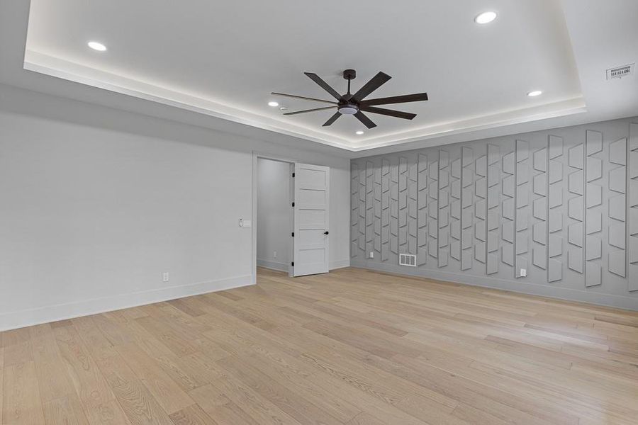 Spacious, unfurnished interior of a new home in , Buford (Image 37).