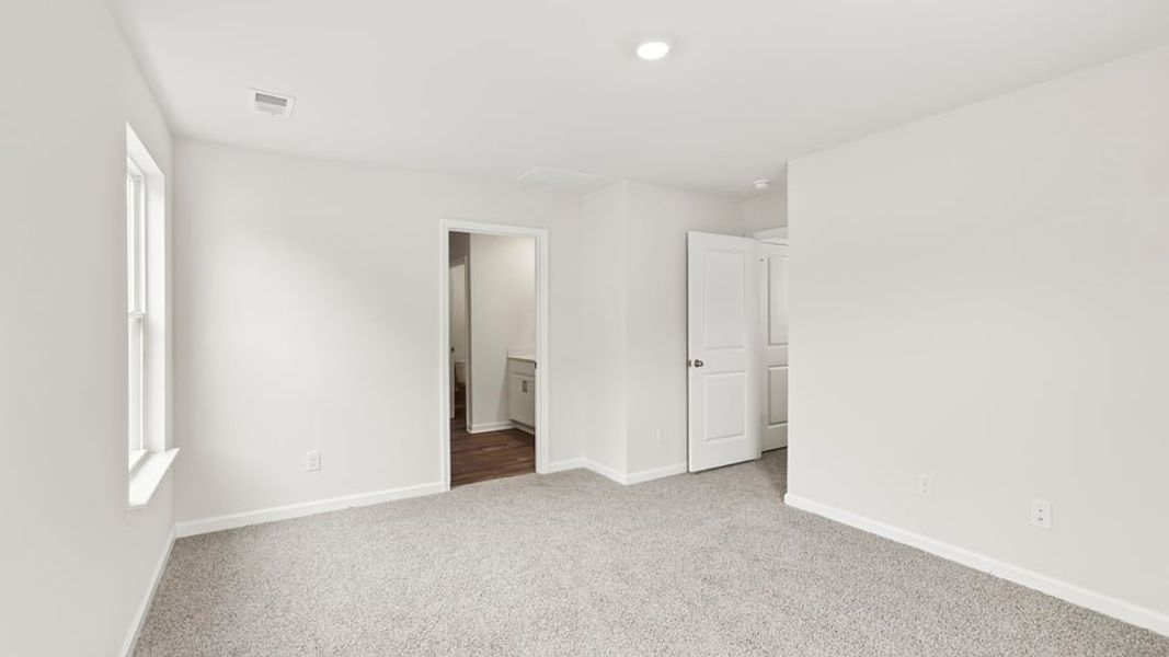 Spacious, unfurnished interior of a new home in Durbin Meadows, Fountain Inn (Image 32). Spacious, unfurnished interior of a new home in Durbin Meadows, Fountain Inn (Image 32).