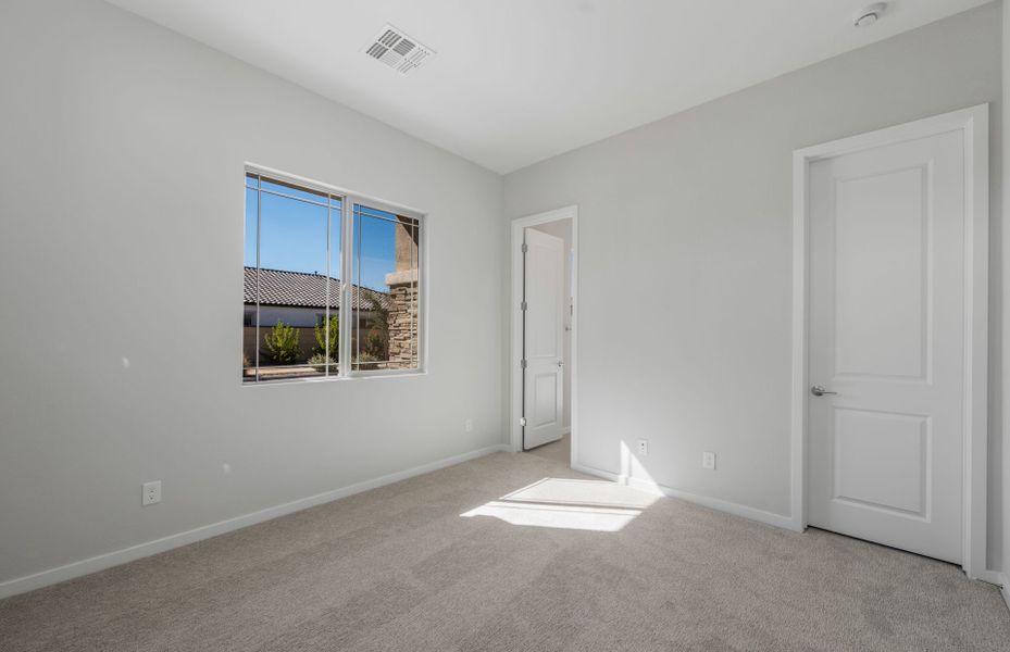 Spacious, unfurnished interior of a new home in Legado West, Queen Creek (Image 19). Spacious, unfurnished interior of a new home in Legado West, Queen Creek (Image 19).