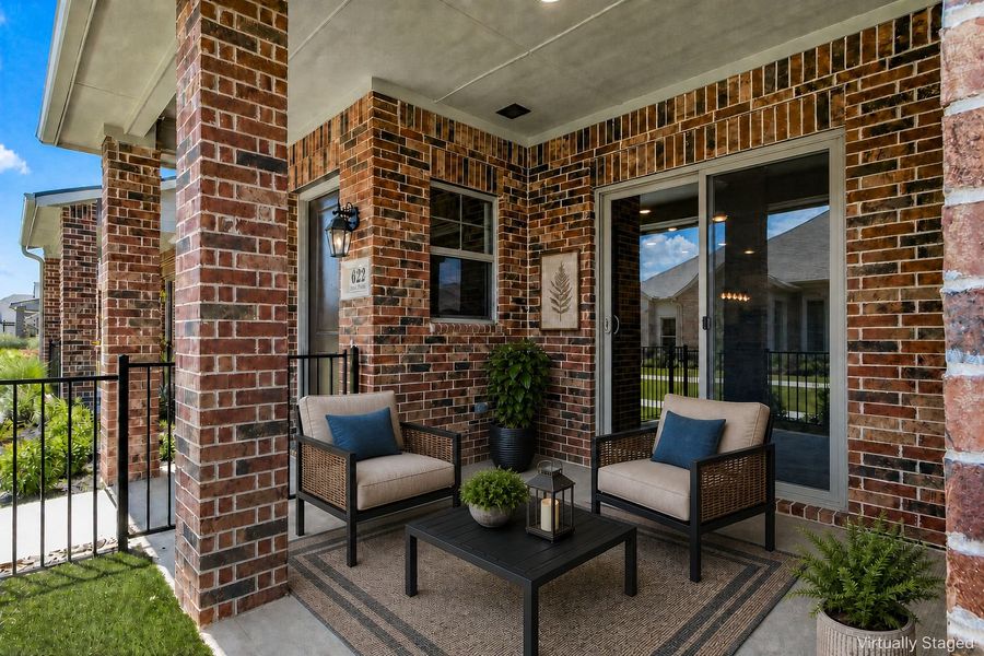 Exterior details and patio area of a home in Woodbridge Villas, Wylie (Image 26).